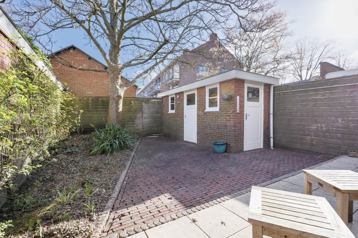 Foto 15 van Roodenburgerstraat 70