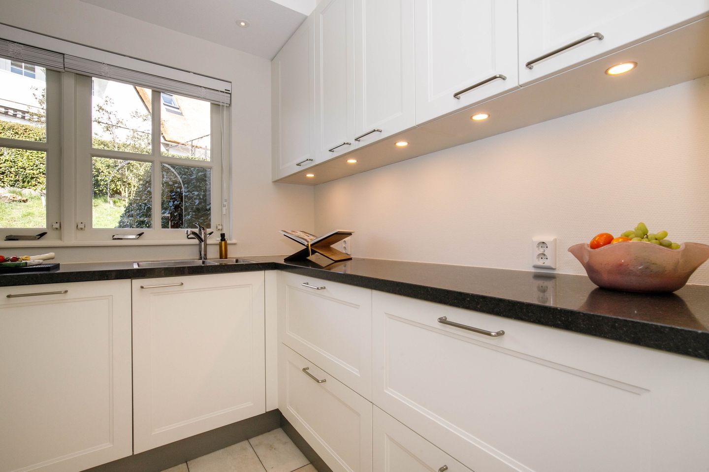 Photo 14 of Atjehweg 5