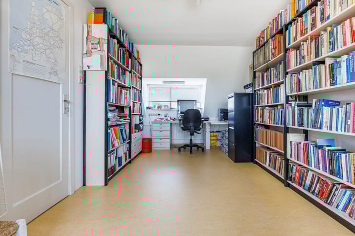 Foto 35 van Roodenburgerstraat 70