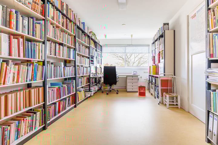 Foto 36 van Roodenburgerstraat 70