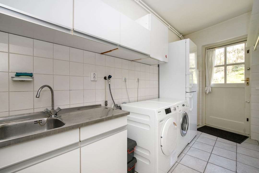 Photo 26 of Atjehweg 5