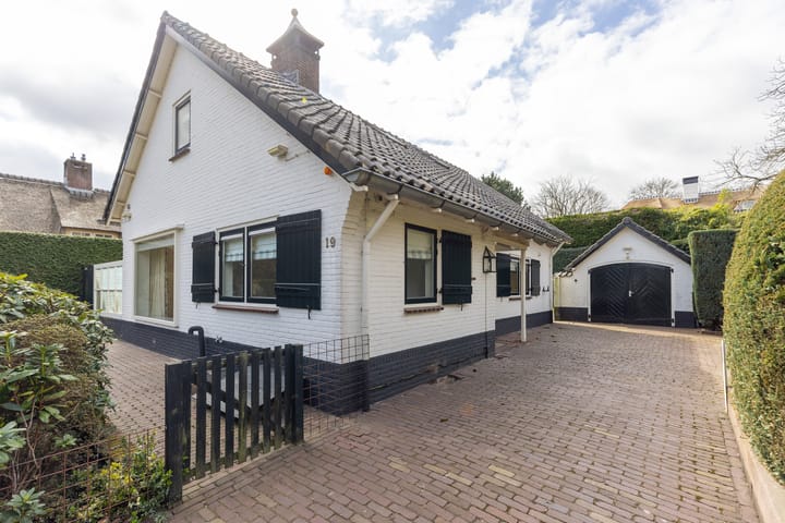 Foto 2 van Rotondeweg 19