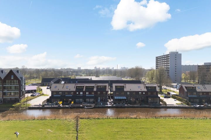 Foto 40 van Diny Sprockstraat 80