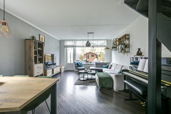 Foto 7 van Brucknerstraat 28