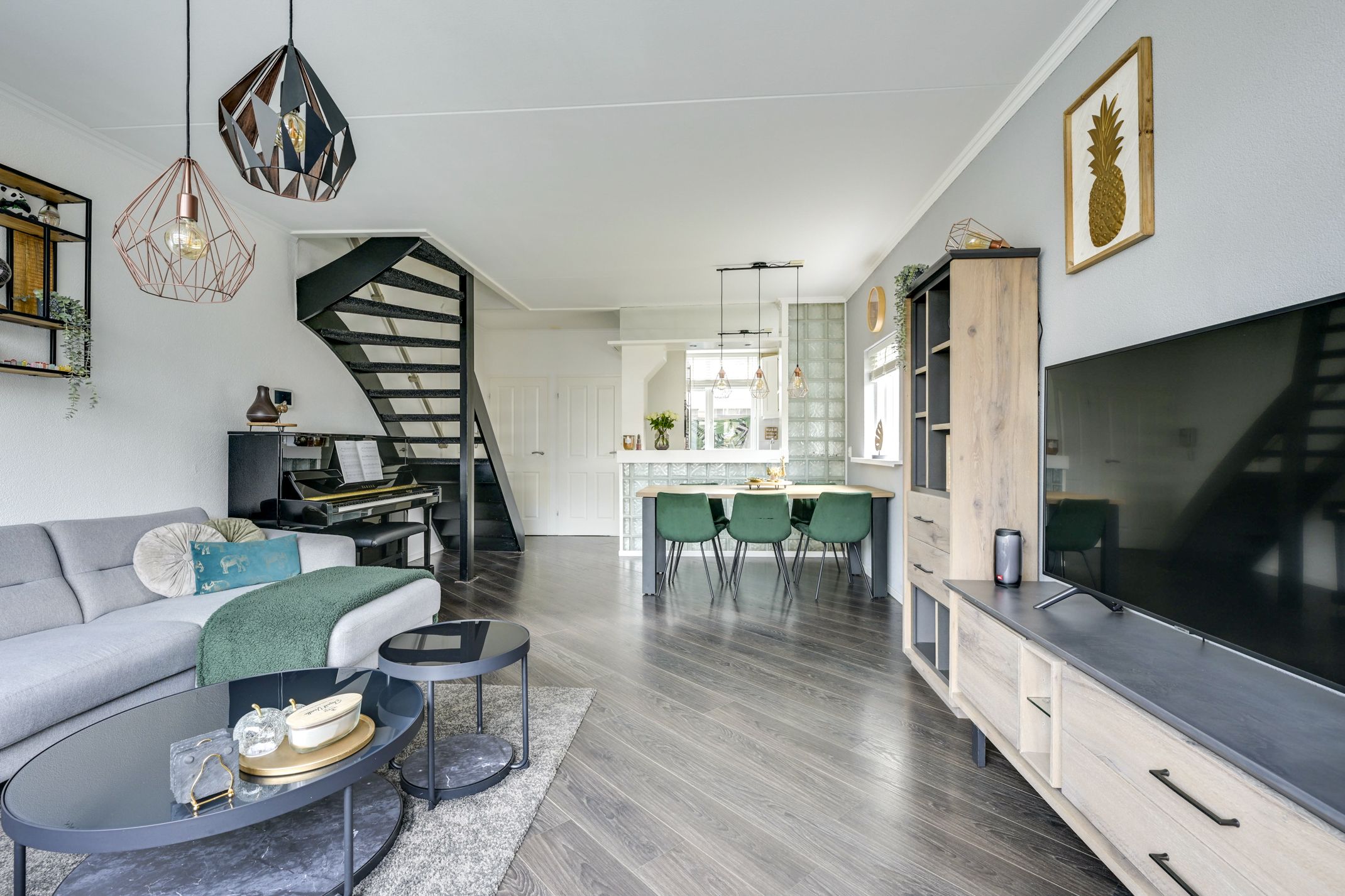 Foto 15 van Brucknerstraat 28