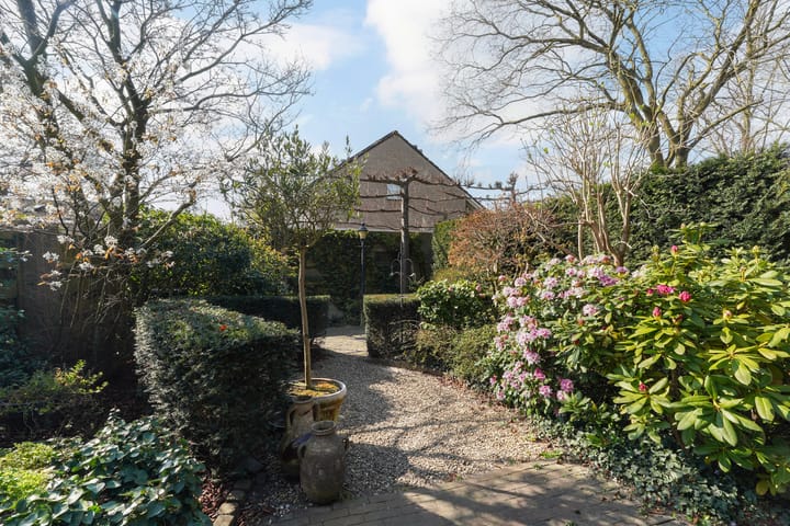 Foto 44 van Schijndelseweg 124