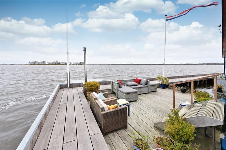 Photo 2 of Nieuw-Loosdrechtsedijk 270-AWS09