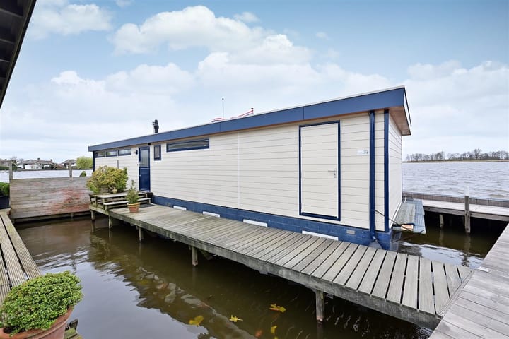 Photo 3 of Nieuw-Loosdrechtsedijk 270-AWS09