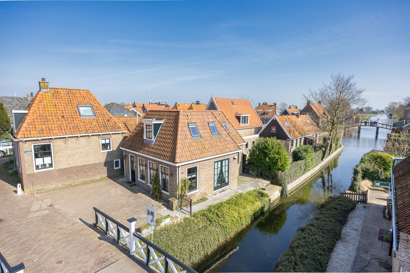 Foto 35 van Schoolstraat 2