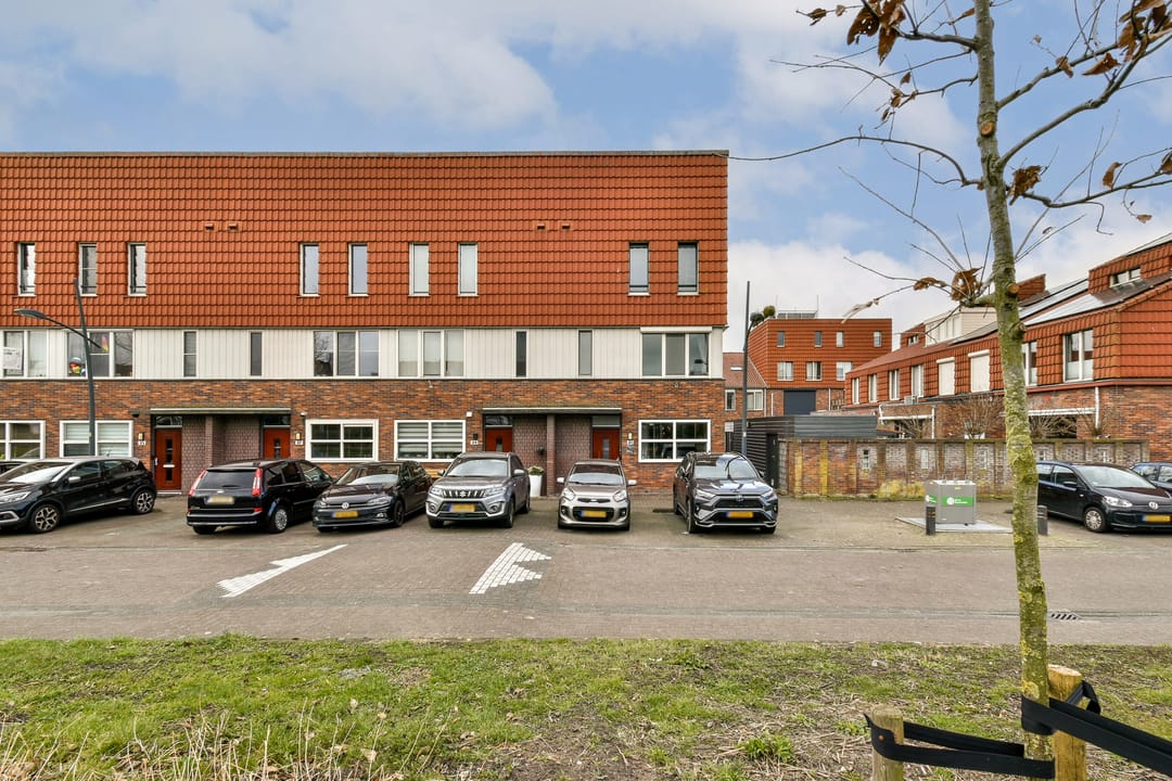 Foto 1 van H.P. Berlagestraat 41