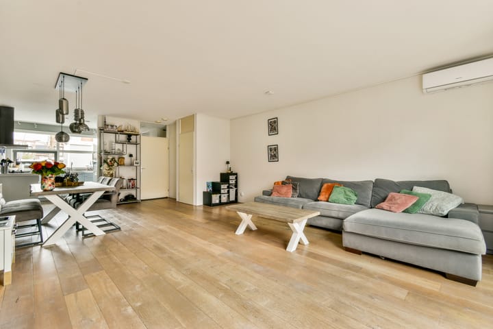 Foto 9 van H.P. Berlagestraat 41