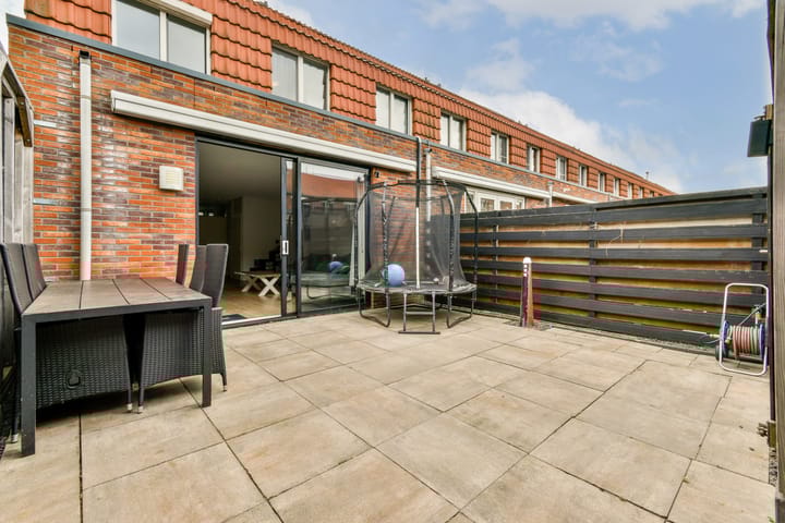 Foto 15 van H.P. Berlagestraat 41