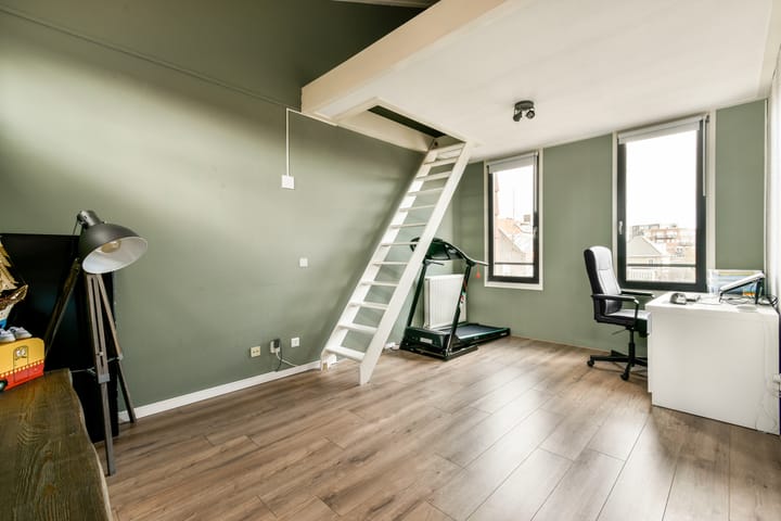 Foto 25 van H.P. Berlagestraat 41