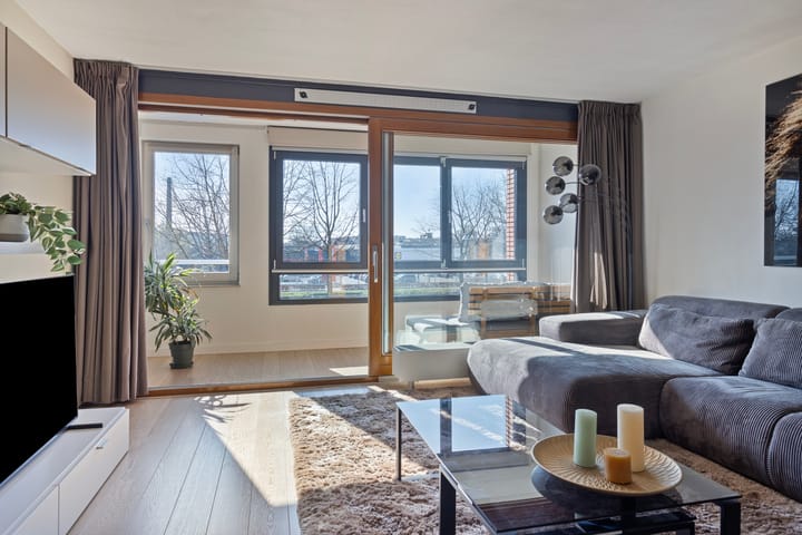 Foto 8 van Burgemeester Jhr. Quarles van Uffordlaan 495