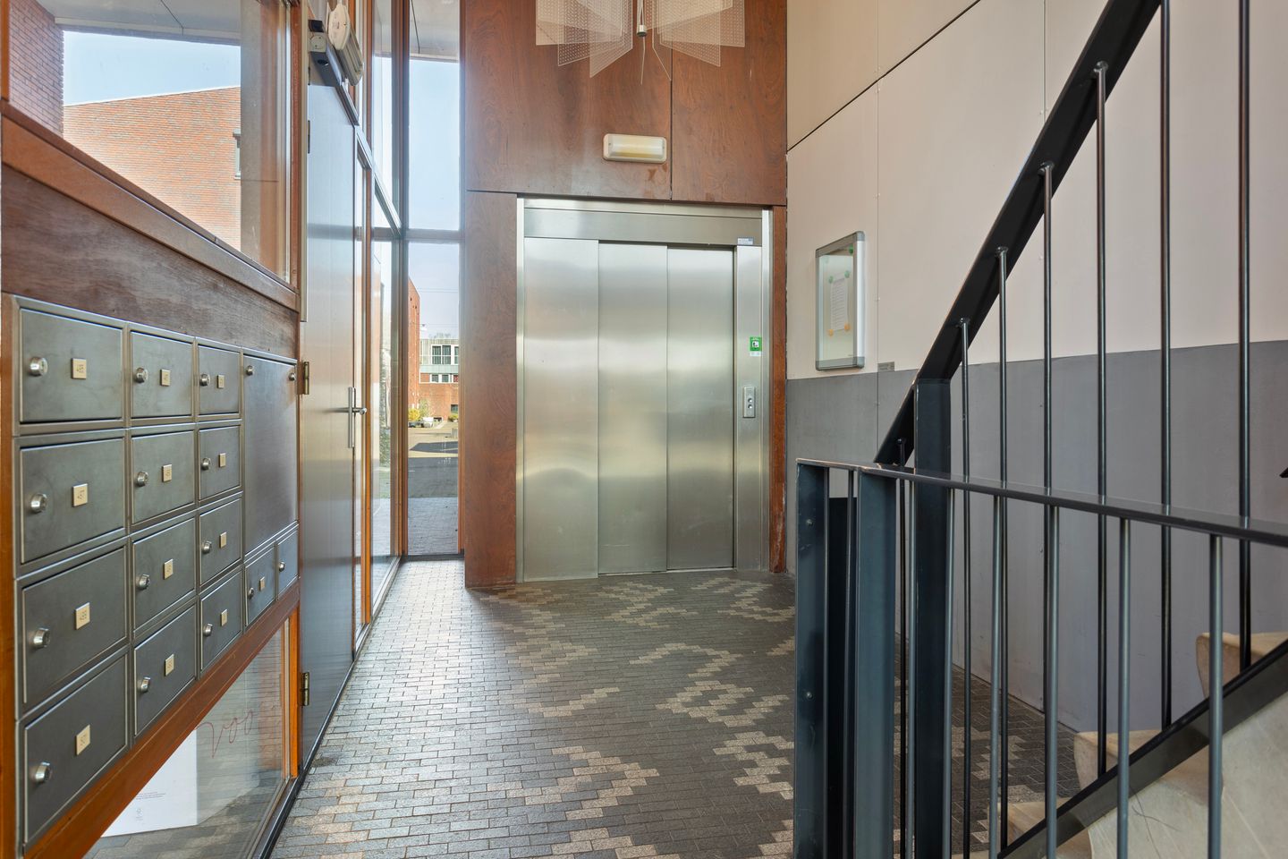 Foto 40 van Burgemeester Jhr. Quarles van Uffordlaan 495