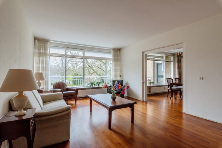 Foto 13 van Henri Dunantplein 12