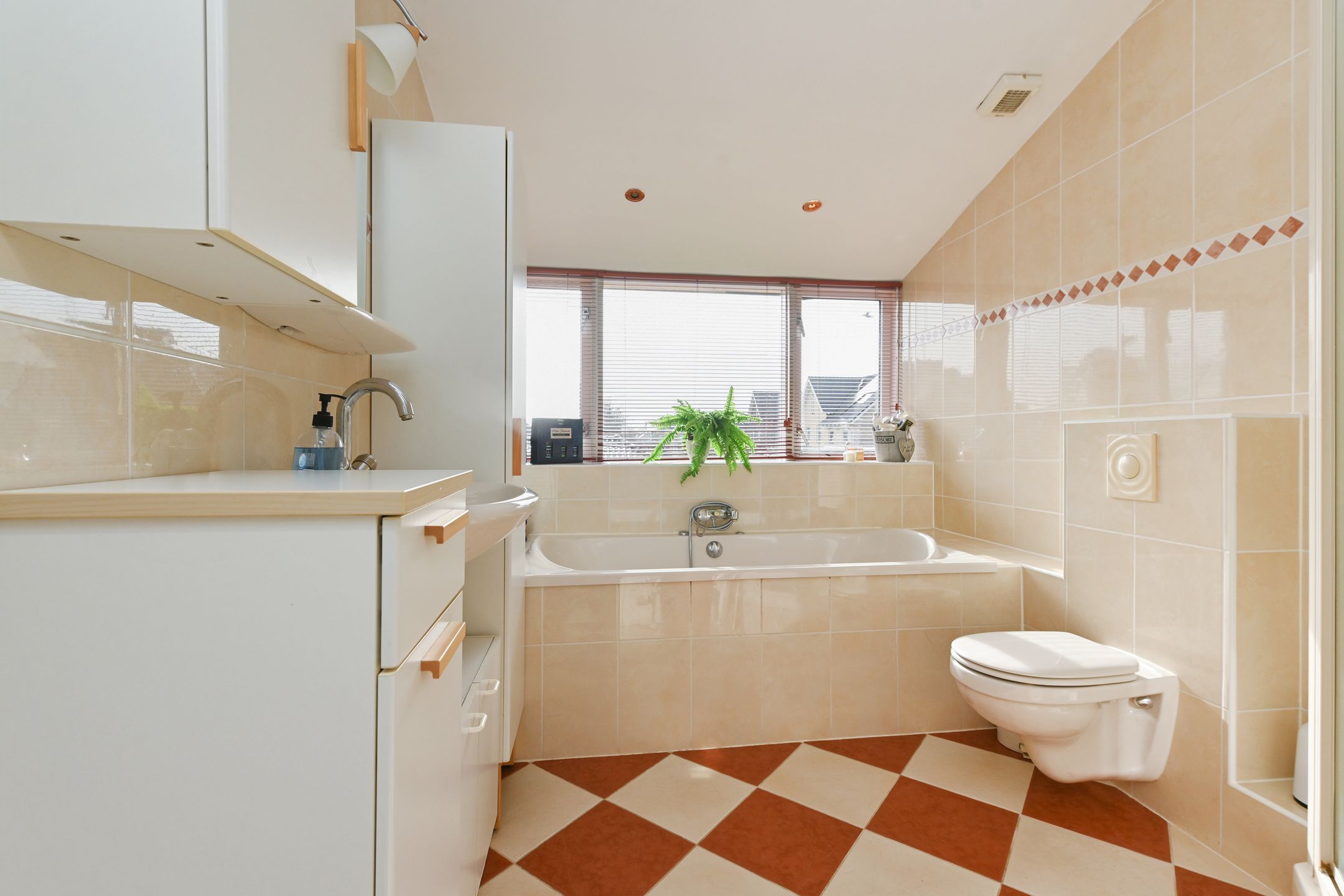 Foto 33 van Kruisweg 10