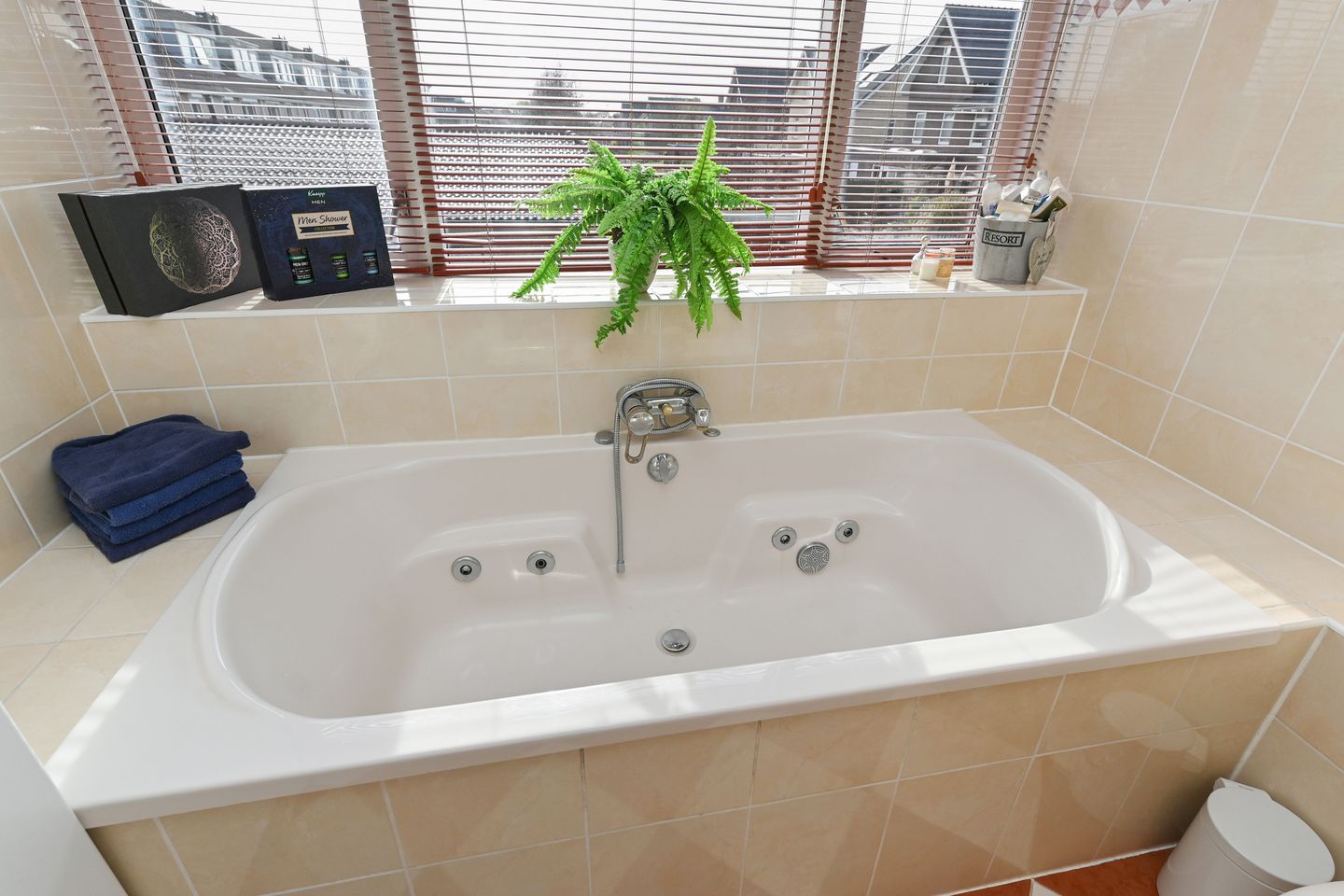 Foto 34 van Kruisweg 10