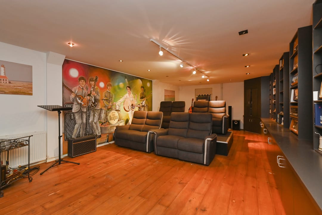 Foto 41 van Kruisweg 10