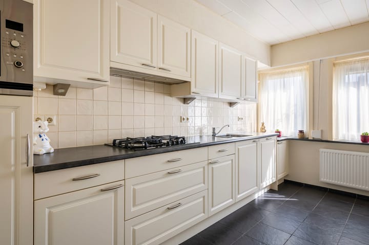 Foto 19 van Hoofdweg West 51