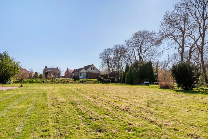 Foto 34 van Hoofdweg West 51