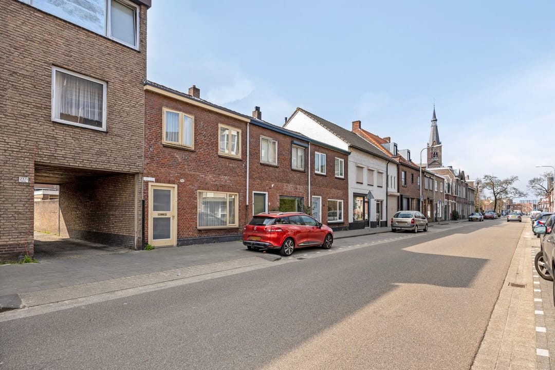 Foto 43 van Hoefstraat 233