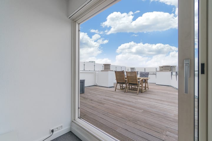 Photo 3 of Meander 877