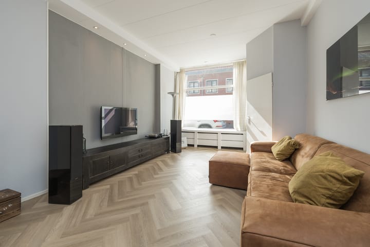 Photo 2 of Medusastraat 8