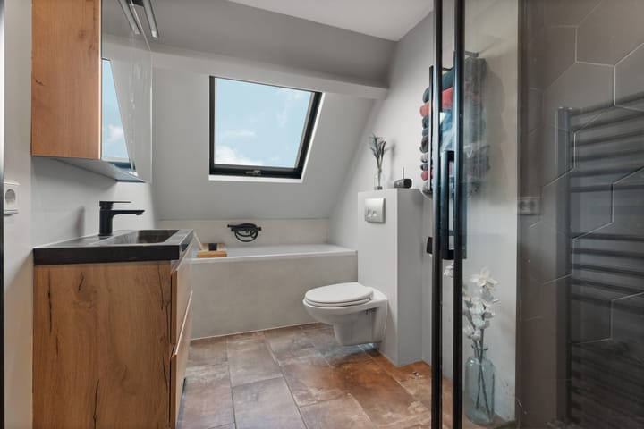 Foto 2 van Venlosingel 108