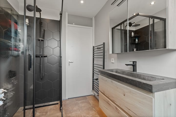 Foto 24 van Venlosingel 108