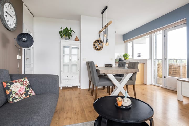 Foto 9 van Prof. dr. J. Tinbergenweg 74