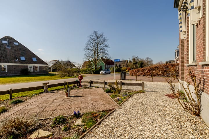 Foto 7 van Warder 83