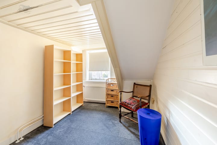 Foto 39 van Warder 83