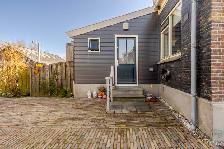 Foto 43 van Warder 83