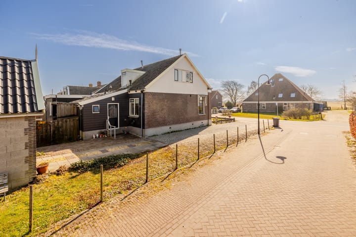 Foto 52 van Warder 83