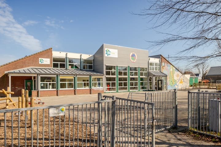 Foto 54 van Warder 83