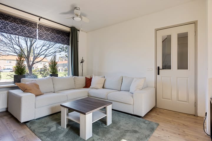 Foto 3 van Klaproosstraat 11