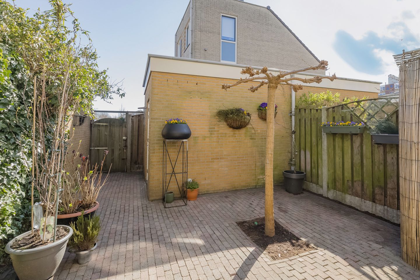 Foto 4 van Planetenweg 323