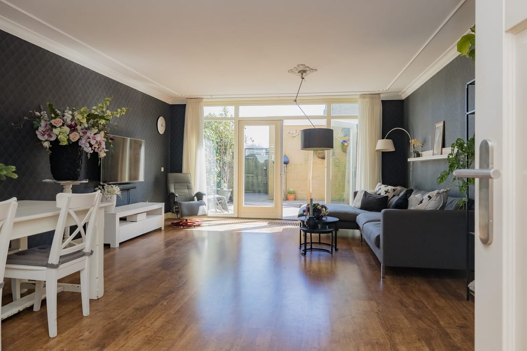 Foto 11 van Planetenweg 323