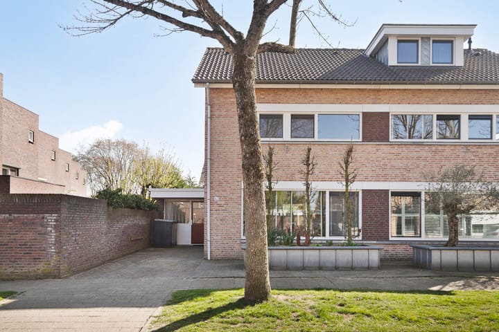 Foto 5 van Rosa Manusstraat 62