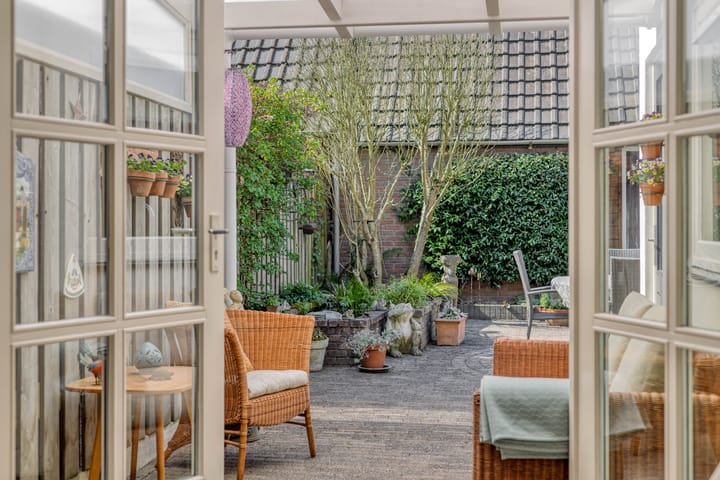 Foto 18 van Korenbloemstraat 9