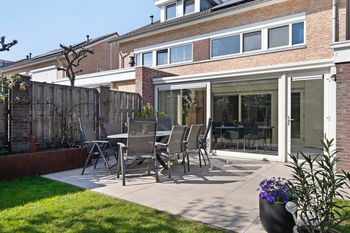 Foto 38 van Rosa Manusstraat 62