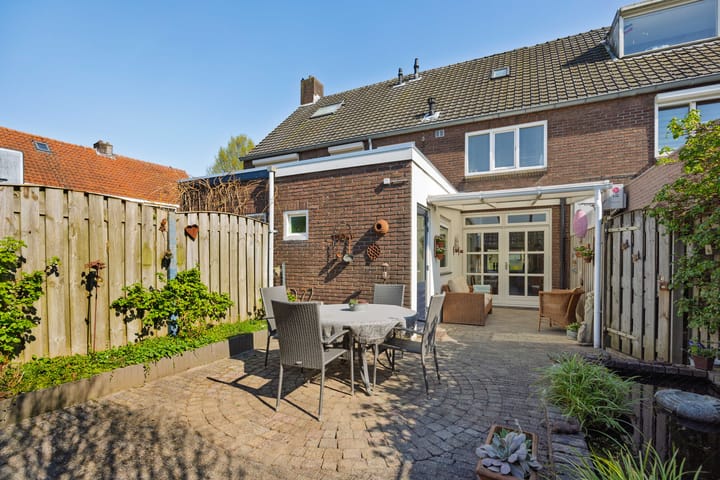 Foto 39 van Korenbloemstraat 9