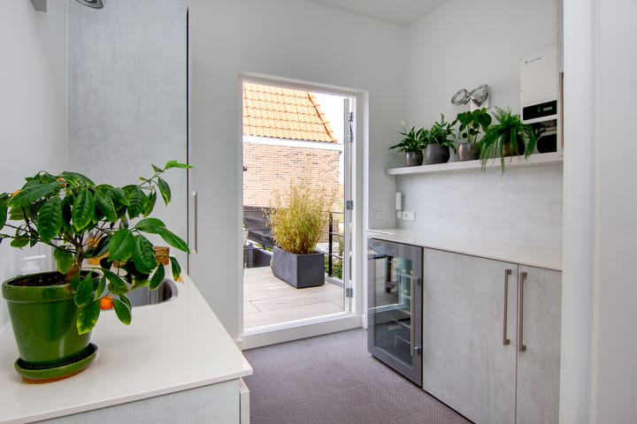 Foto 28 van Pijnboomstraat 78