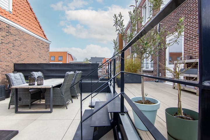 Foto 31 van Pijnboomstraat 78