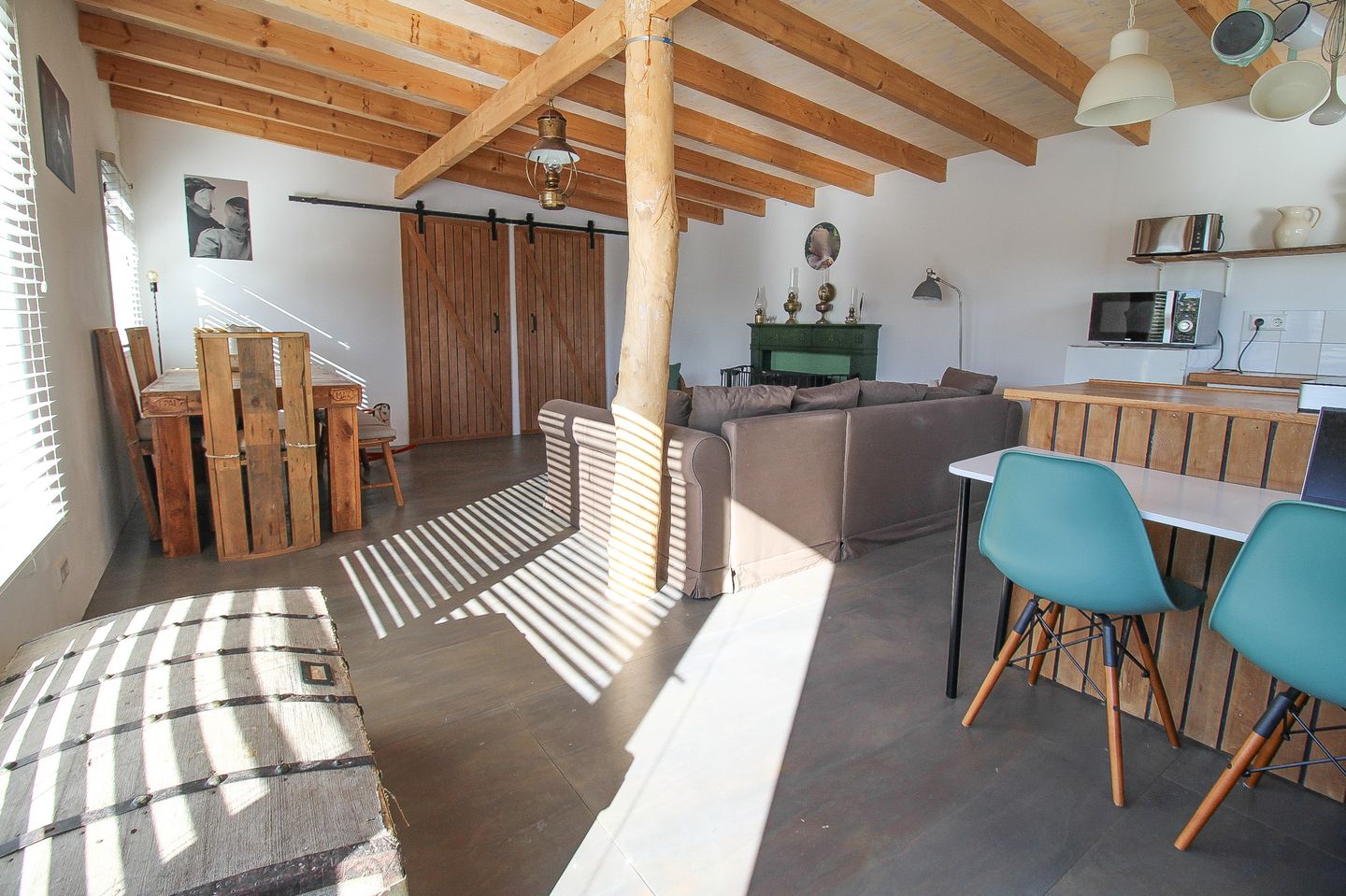 Foto 10 van Achterridderweg 1-4