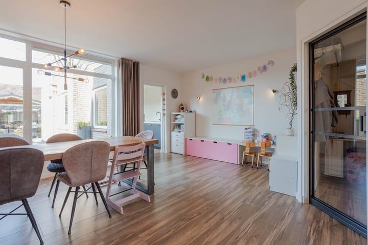 Foto 19 van Julianalaan 28-C