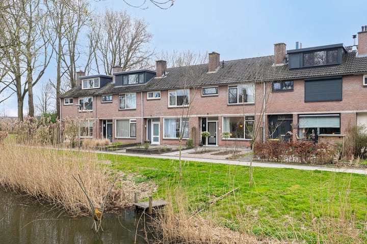 Foto 3 van Tjasker 11