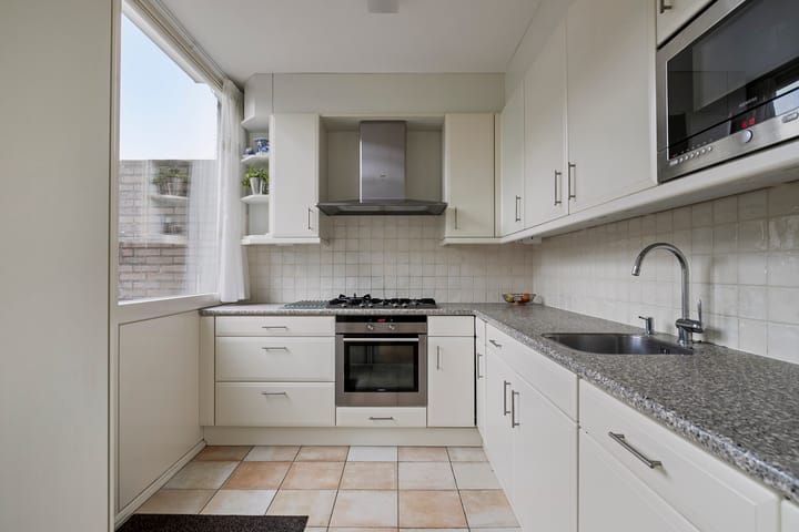 Foto 14 van Tjasker 11