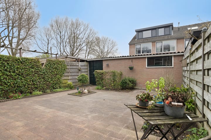 Foto 32 van Tjasker 11